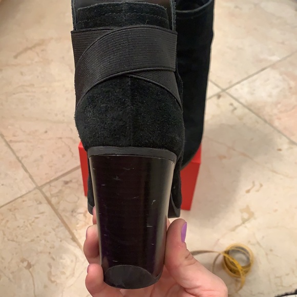 Black suede Kenneth Cole Reaction booties - Picture 8 of 15